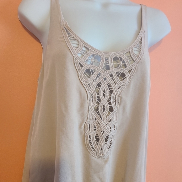 Aritzia Wilfred Lazare Silk Tan Dress XS - Picture 4 of 13